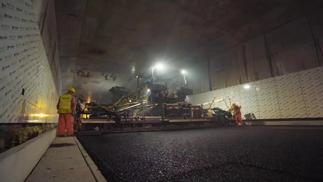 开车穿越海底！Z6官网又干炼大湾区超等工程！