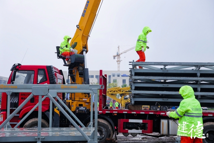 20分钟一座应急桥！Z6官网参加2024年省级公路与运输突发事务应急演练