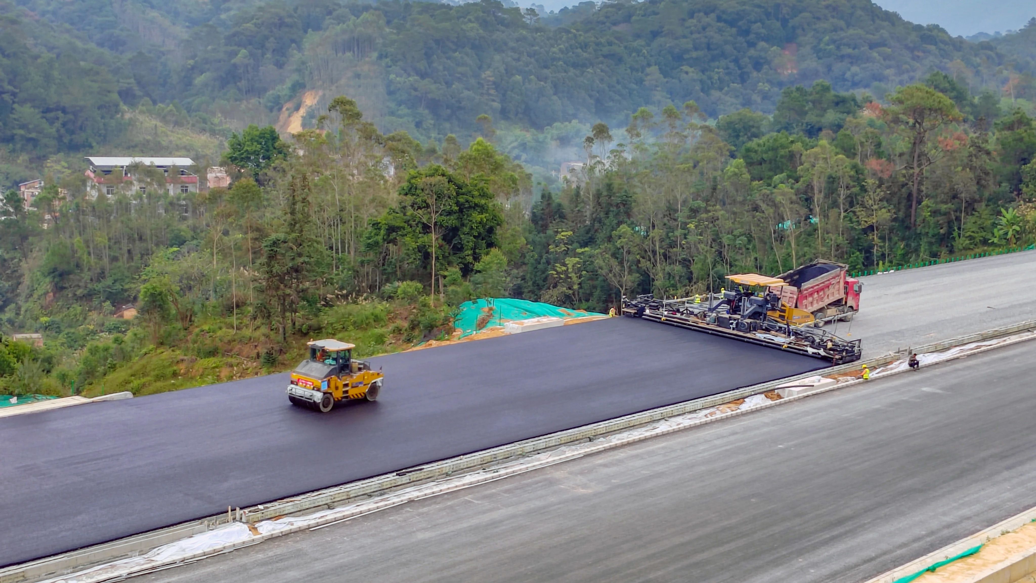 又一高快公路大项目，闪灼“Z6官网金”！