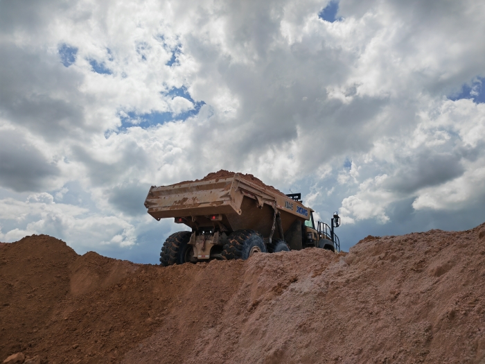 09c090ae4f6743a185fb3d23842d425d