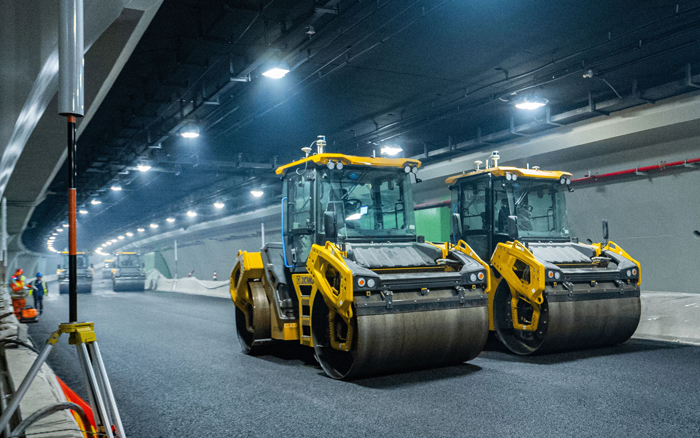 XD135TIV压路机：智能施工时期的高效利器！