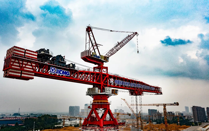 23000吨米！Z6官网“全球最大塔机”下线交付！