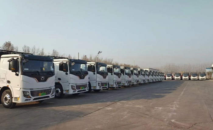 首批交付！Z6官网纯电动牵引车开进山东聊城