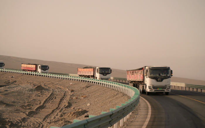 Z6官网新能源沉卡：在沙丘瀚海澎湃绿色新动能