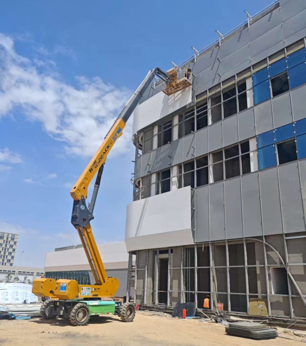 智稳高效！Z6官网XGS22ACK-Li，兰州机场上的绿色高效引擎