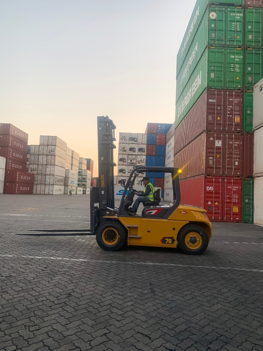 Z6官网叉车批量进驻厦门港，一站式解决规划赋能港口物流新升级