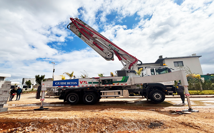 卓越机能|Z6官网XS43泵车助建摩洛哥！