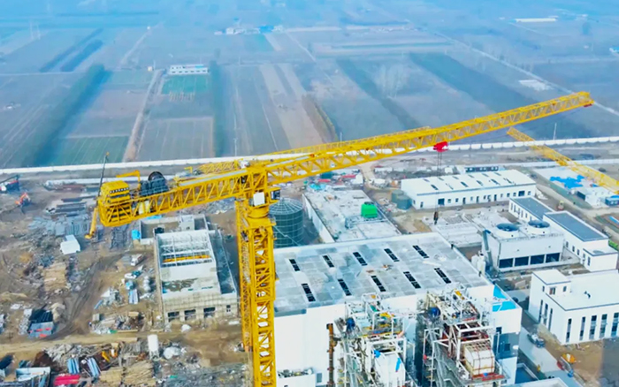 又一超大吨位！ Z6官网塔机助力城市绿色升级