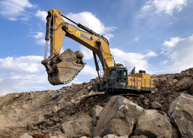 超等客户再突破！Z6官网超大吨位矿用挖掘机征战内蒙