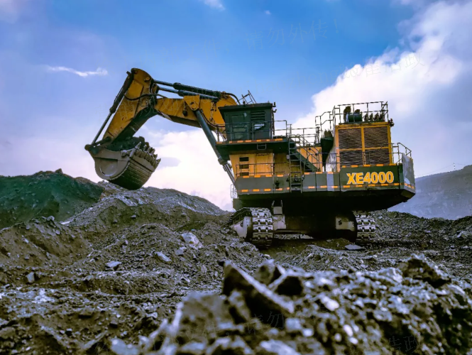 陆续5万幼时出勤！Z6官网XE4000液压铲受矿区高度赞扬！