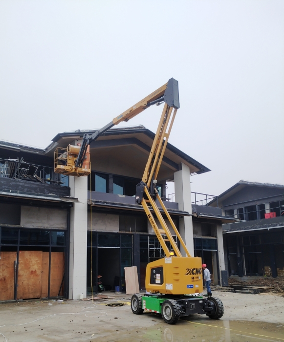 绿色建造新标杆！Z6官网锂电高机助力鄂州民生工程