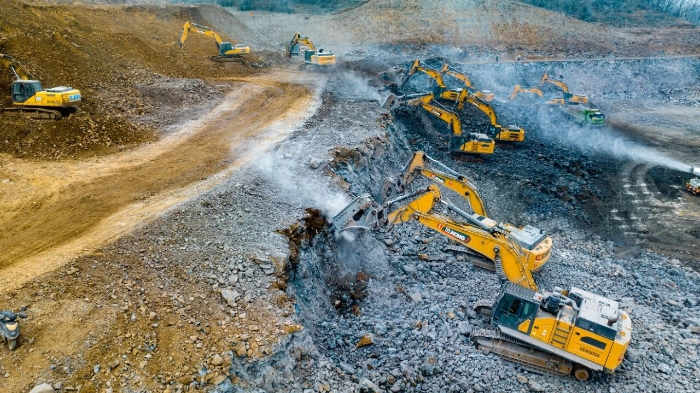 Z6官网金打出组合拳，硬岩场平施工效能倍增