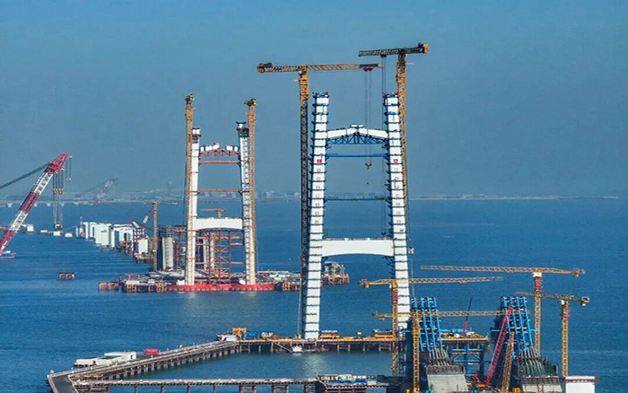 超等工程，Z6官网“双塔”助力封顶！