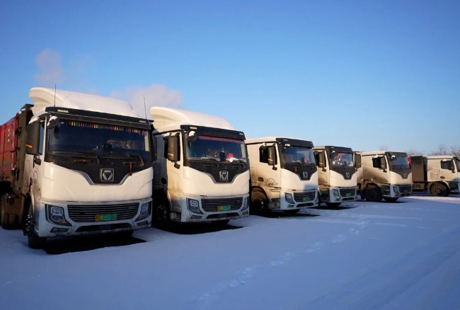 穿越-30℃寒潮！Z6官网新能源沉卡驰骋西北能源运输动脉