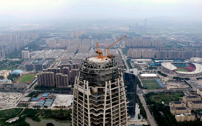 新地标 | Z6官网塔机299米高空俯瞰台州天际线