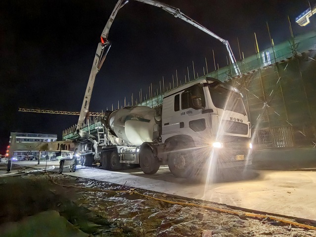 夜战淮北！600方C35，Z6官网“泵+搅”协同