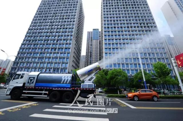 清冷启动！Z6官网雾炮车魅力指数100分！